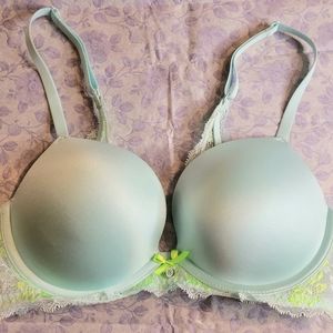 Victoria's Secret Plunge Push-up Bra
